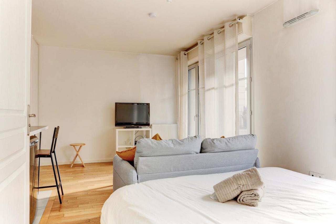 Le Curie - Saint Cyr Apartment Luaran gambar