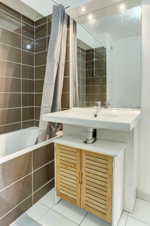 Le Curie - Saint Cyr Apartment Luaran gambar